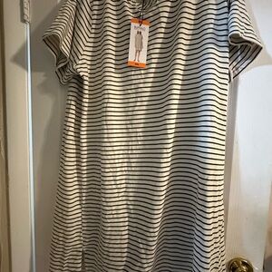 New with tags casual plus size dress